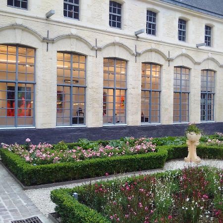 L'Hermitage Gantois, Autograph Collection Lille Exteriör bild The gardens of the museum